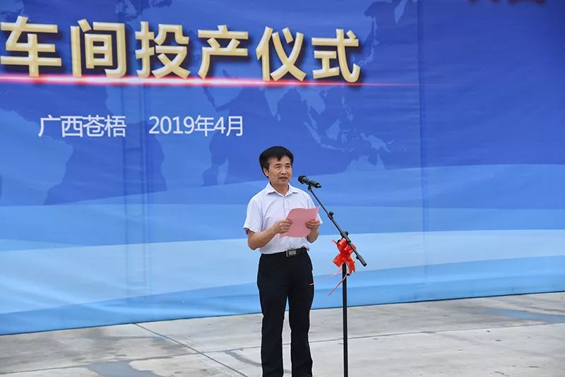 5cd143177115c.png 3.png